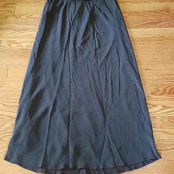 Max Studio  Full skirt - Picture 2 of 5